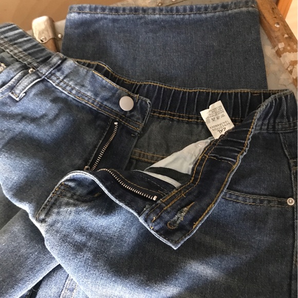 2XL Women’s jeans NWOT - Picture 3 of 9